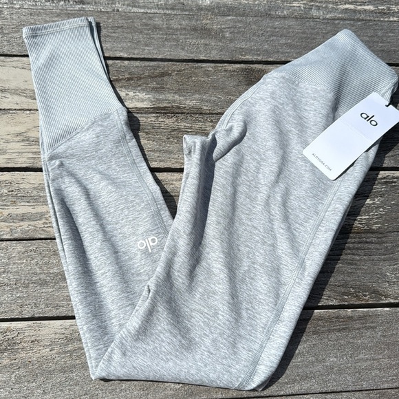 ALO YOGA High-Waist Lounge Leggings Athletic‎ Heather grey xxs nwt - Picture 1 of 6